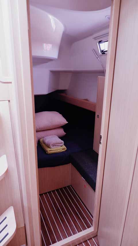 Bavaria Cruiser 37 - 3 cab. — photo 16