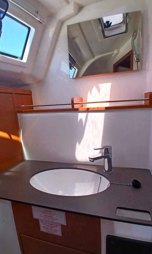 Bavaria Cruiser 37 - 3 cab. — photo 16