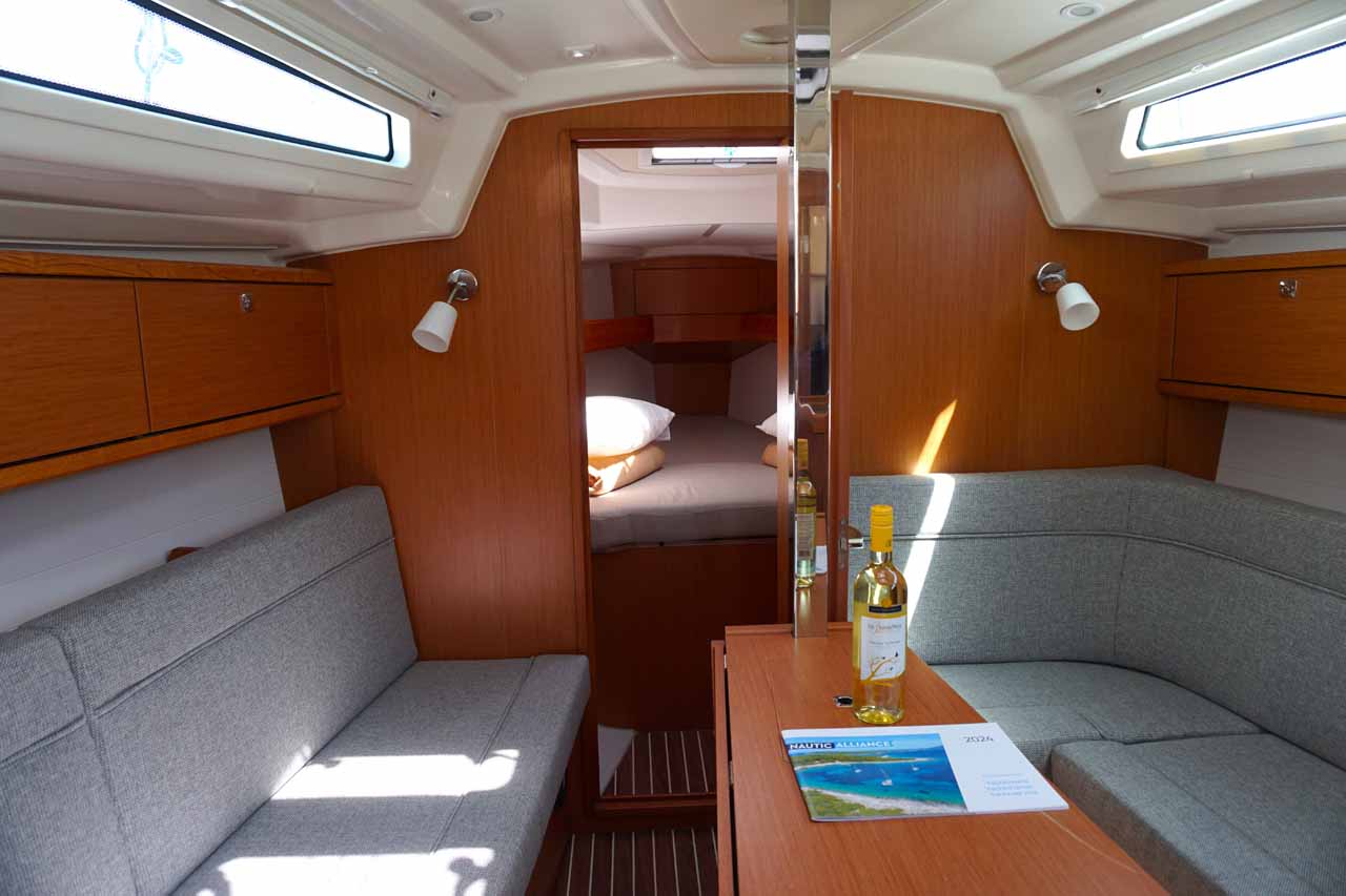 Bavaria Cruiser 34 - 2 cab. — photo 9