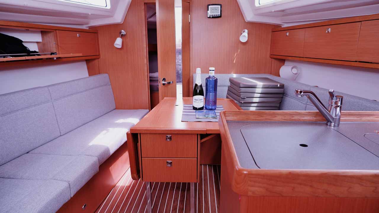 Bavaria Cruiser 34 - 2 cab. — photo 10