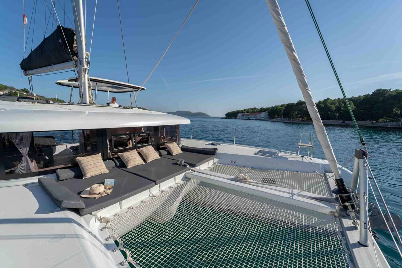 Lagoon 42 - 4 + 2 cab. — photo 12