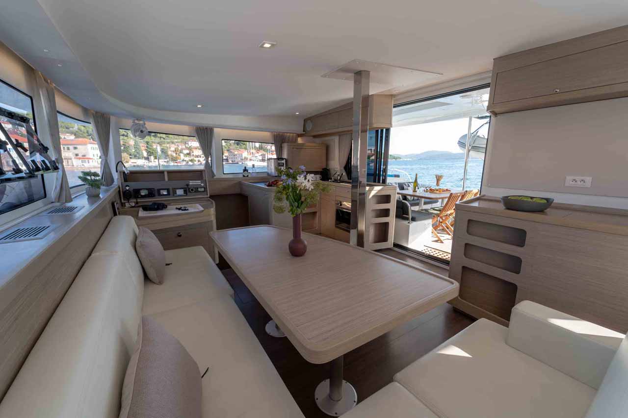 Lagoon 42 - 4 + 2 cab. — photo 21