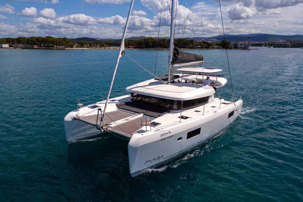 Lagoon 42 - 4 + 2 cab. — photo 5