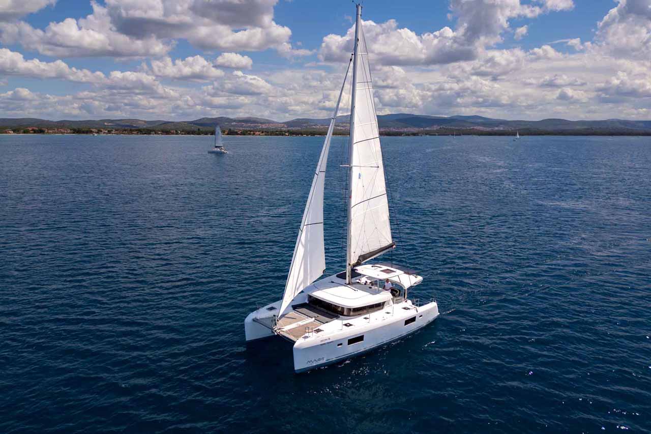Lagoon 42 - 4 + 2 cab. — photo 6