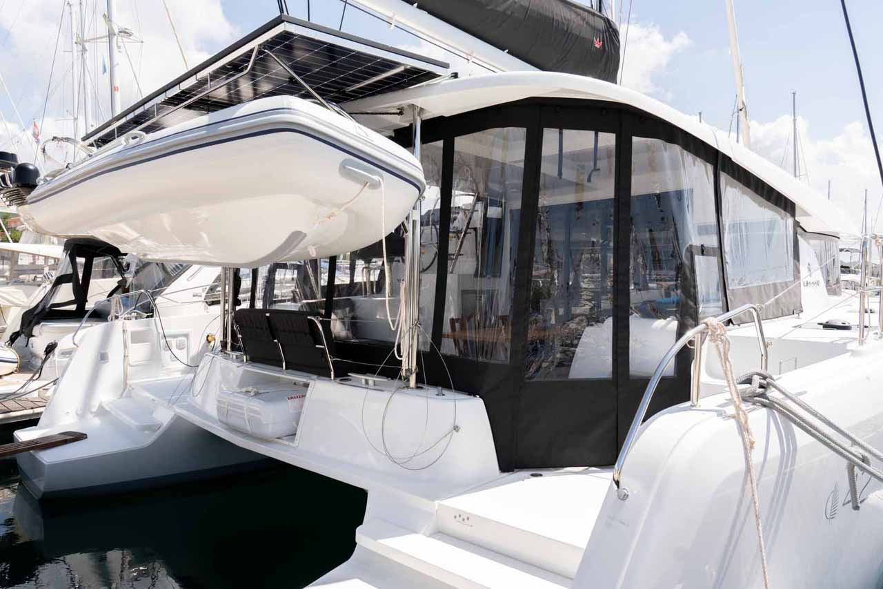 Lagoon 42 - 4 + 2 cab. — photo 16