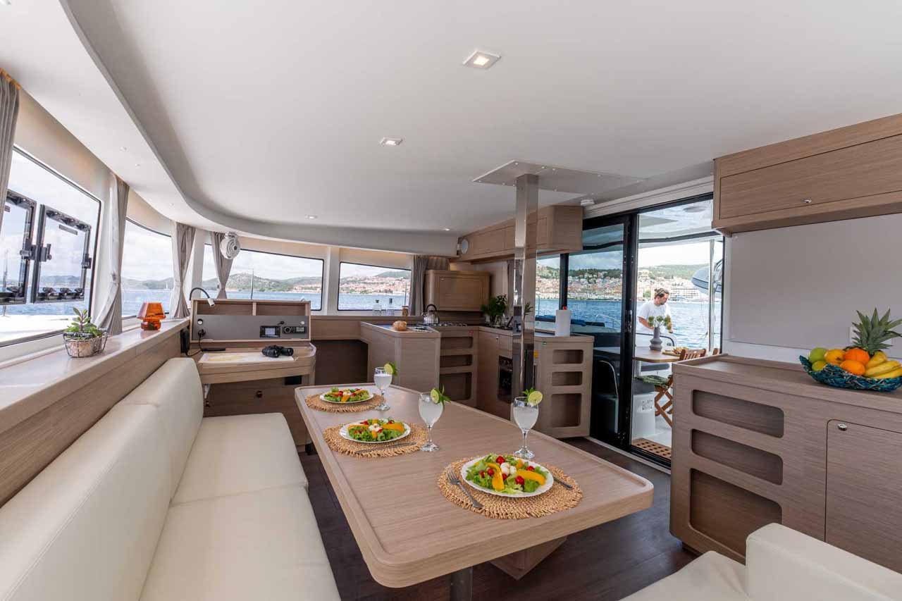Lagoon 42 - 4 + 2 cab. — photo 19