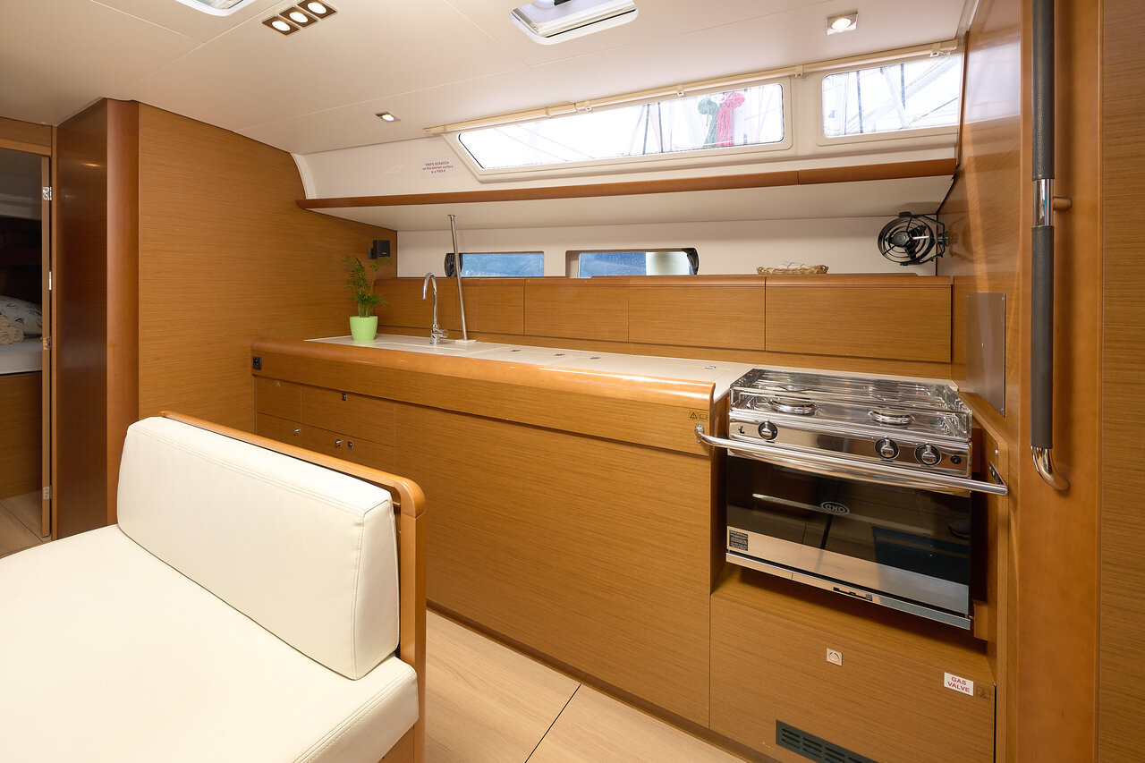 Sun Odyssey 479 - 4 cab. — photo 19