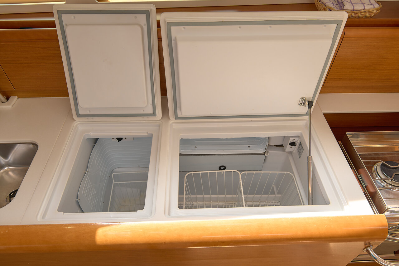 Sun Odyssey 479 - 4 cab. — photo 23