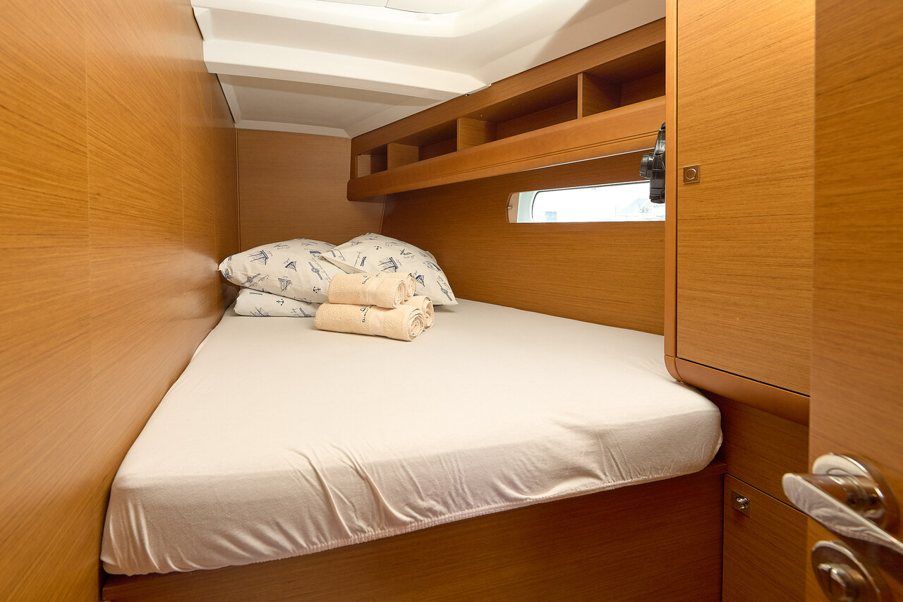 Sun Odyssey 479 - 4 cab. — photo 29
