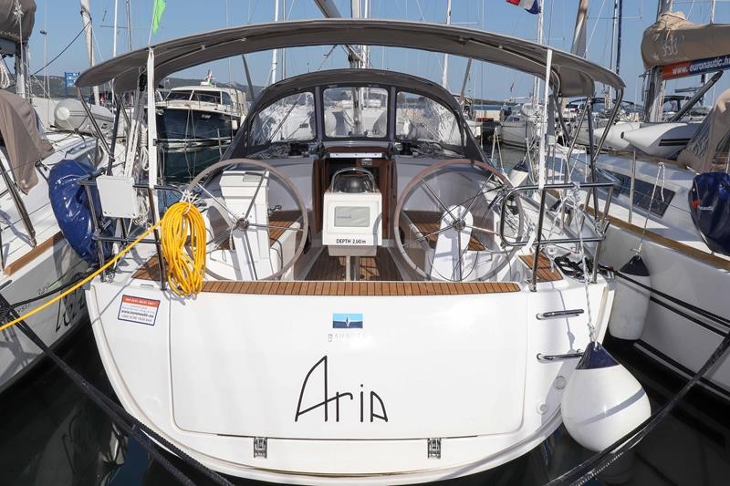 Bavaria Cruiser 34 — photo 1