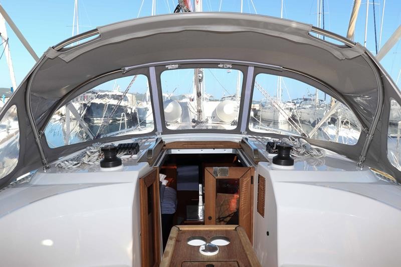 Bavaria Cruiser 34 — photo 4