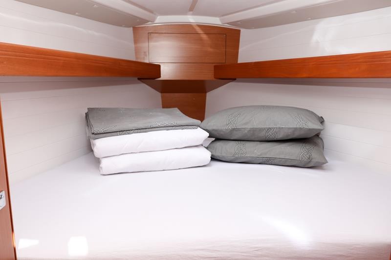 Bavaria Cruiser 34 — photo 12