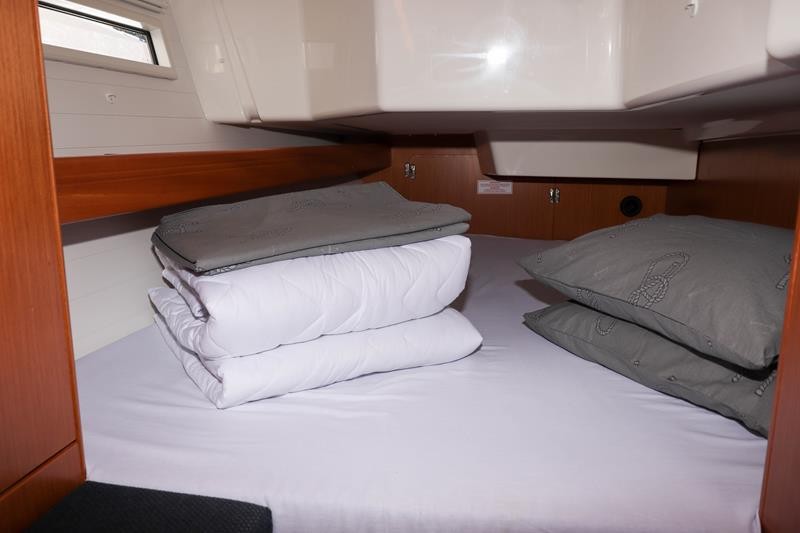 Bavaria Cruiser 34 — photo 13