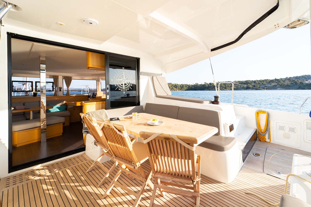 Lagoon 42 - 4 + 2 cab. — photo 6