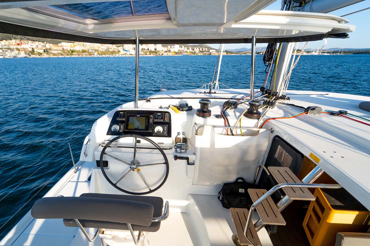 Lagoon 42 - 4 + 2 cab. — photo 7