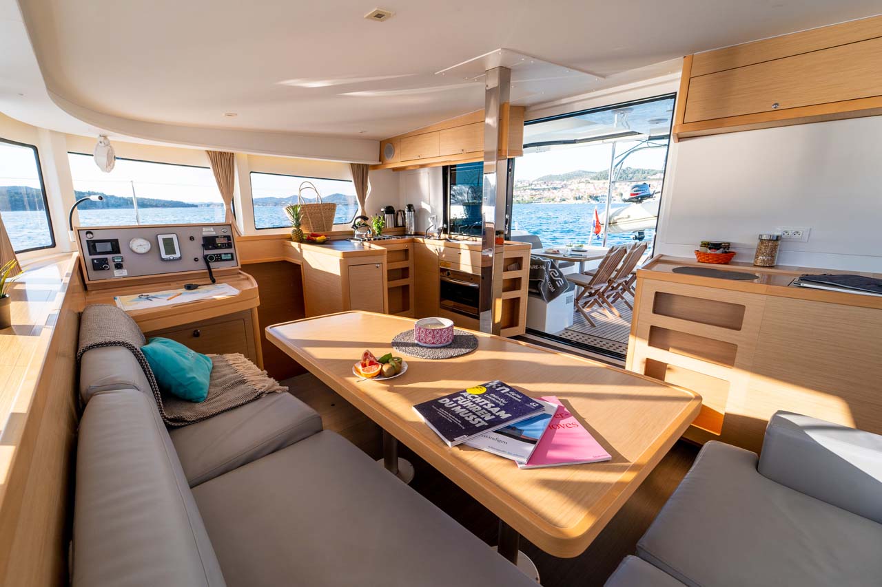 Lagoon 42 - 4 + 2 cab. — photo 11