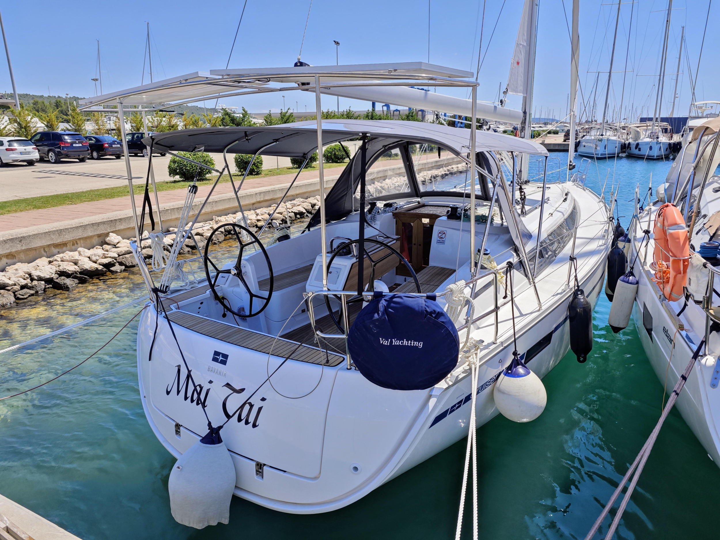 Bavaria Cruiser 37 - 3 cab. — photo 3