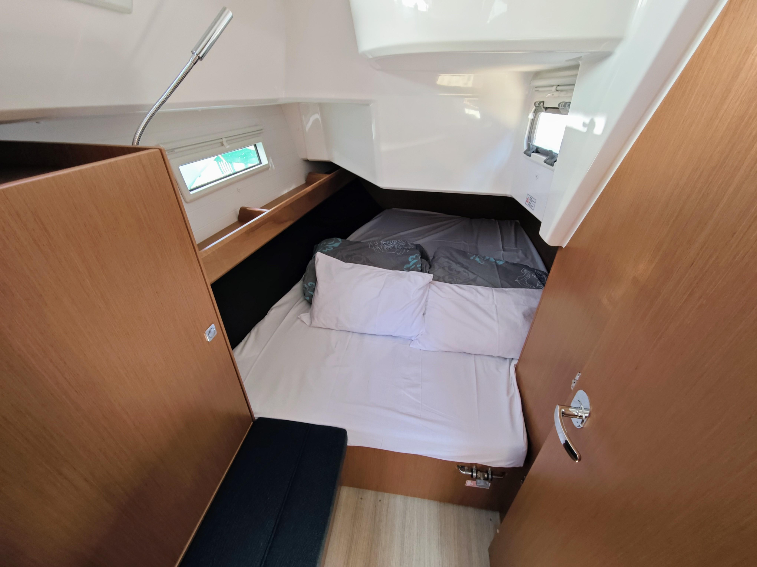 Bavaria Cruiser 37 - 3 cab. — photo 10