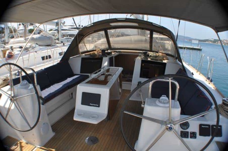 Dufour 460 GL - 5 cab. — photo 3