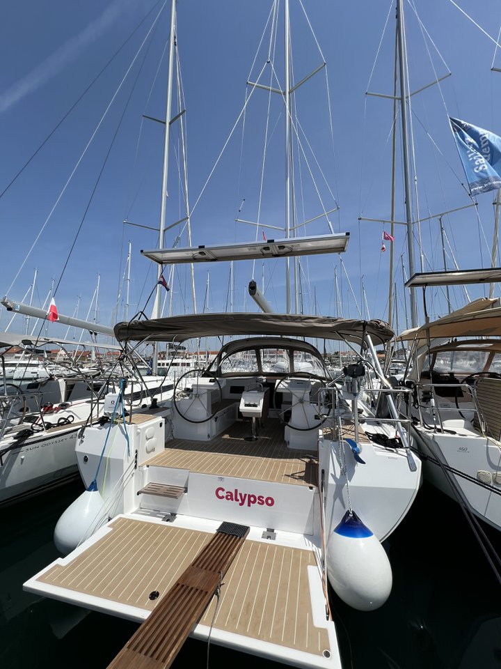Bavaria C45 - 4 cab. — photo 1