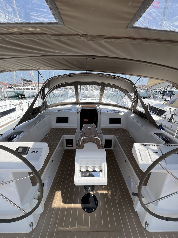 Bavaria C45 - 4 cab. — photo 6