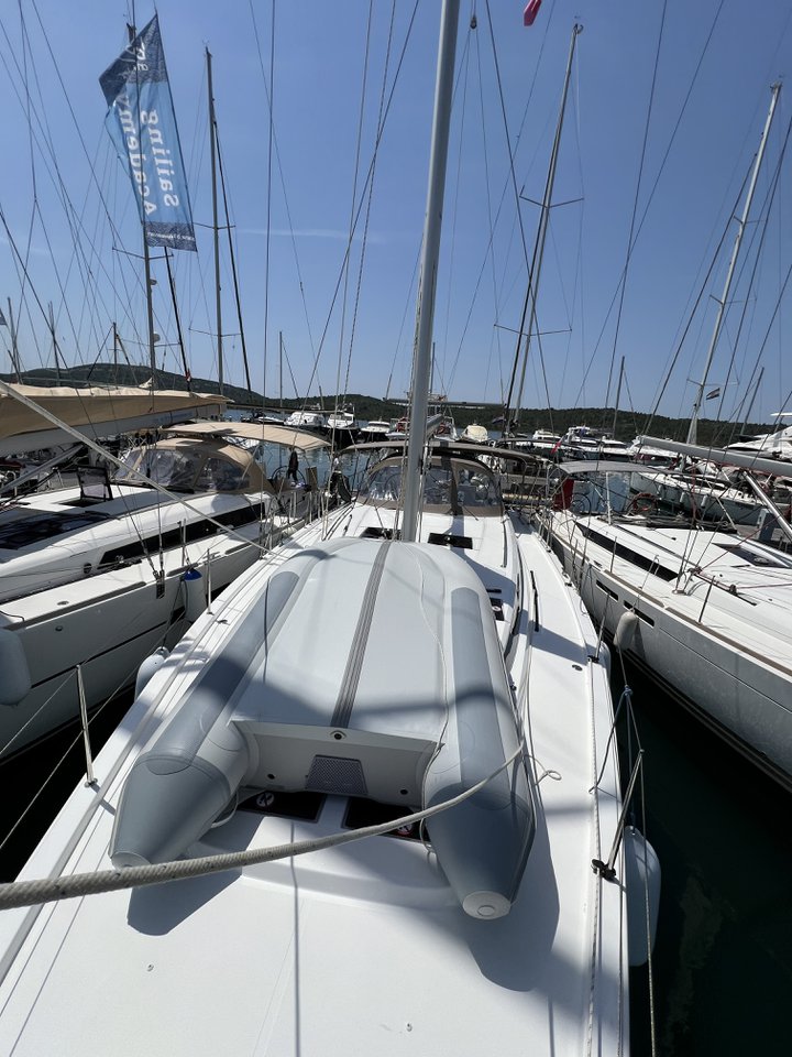 Bavaria C45 - 4 cab. — photo 9
