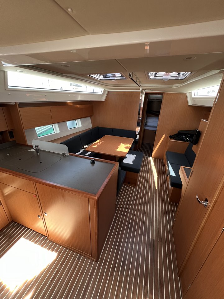 Bavaria C45 - 4 cab. — photo 11