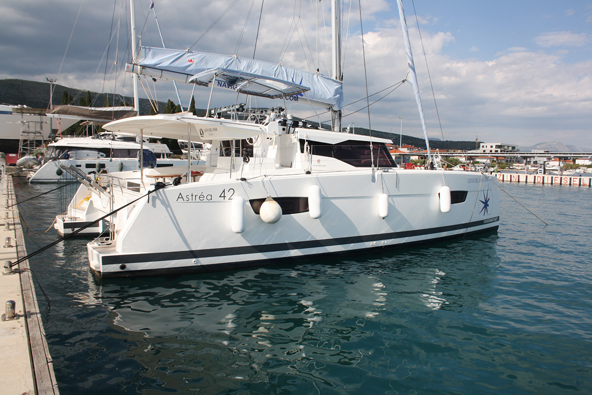 Fountaine Pajot Astrea 42 — photo 1