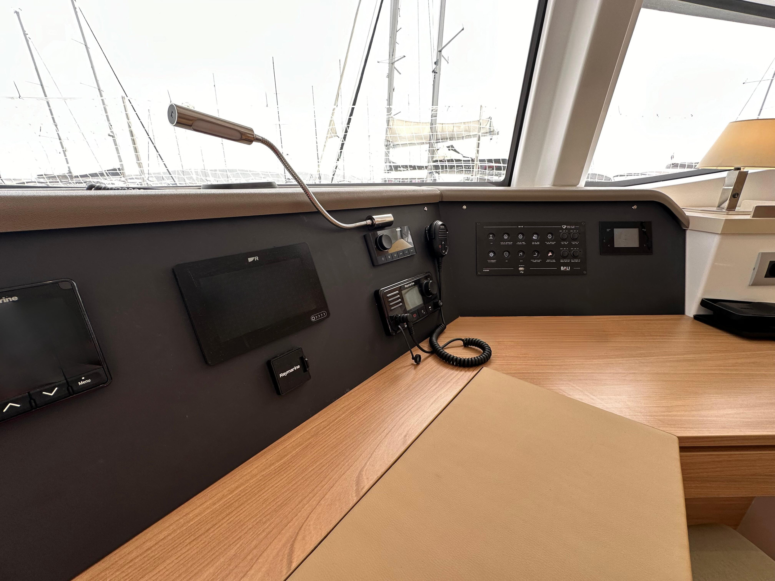 Bali 4.6 - 5 + 2 cab. — photo 24