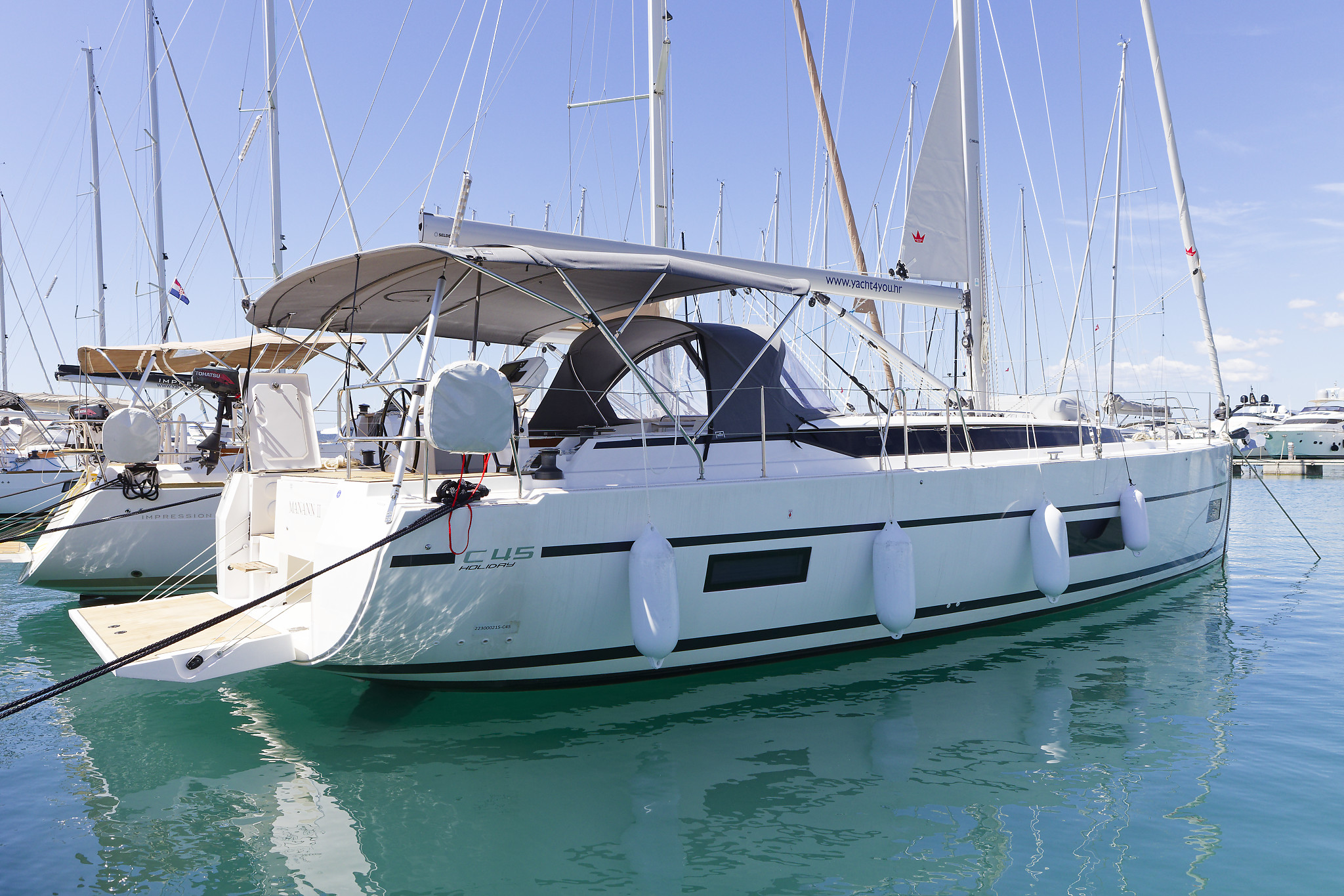 Bavaria C45 - 4 cab. — photo 5