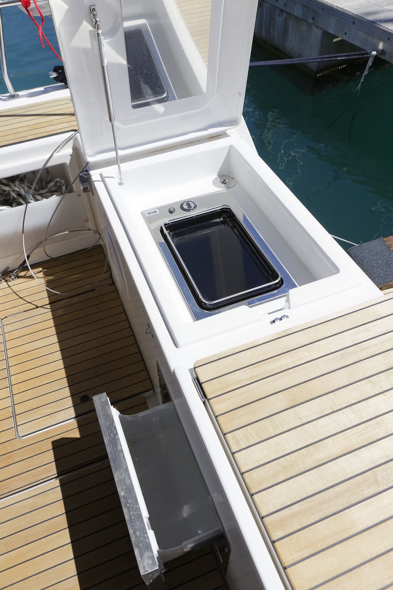 Bavaria C45 - 4 cab. — photo 9