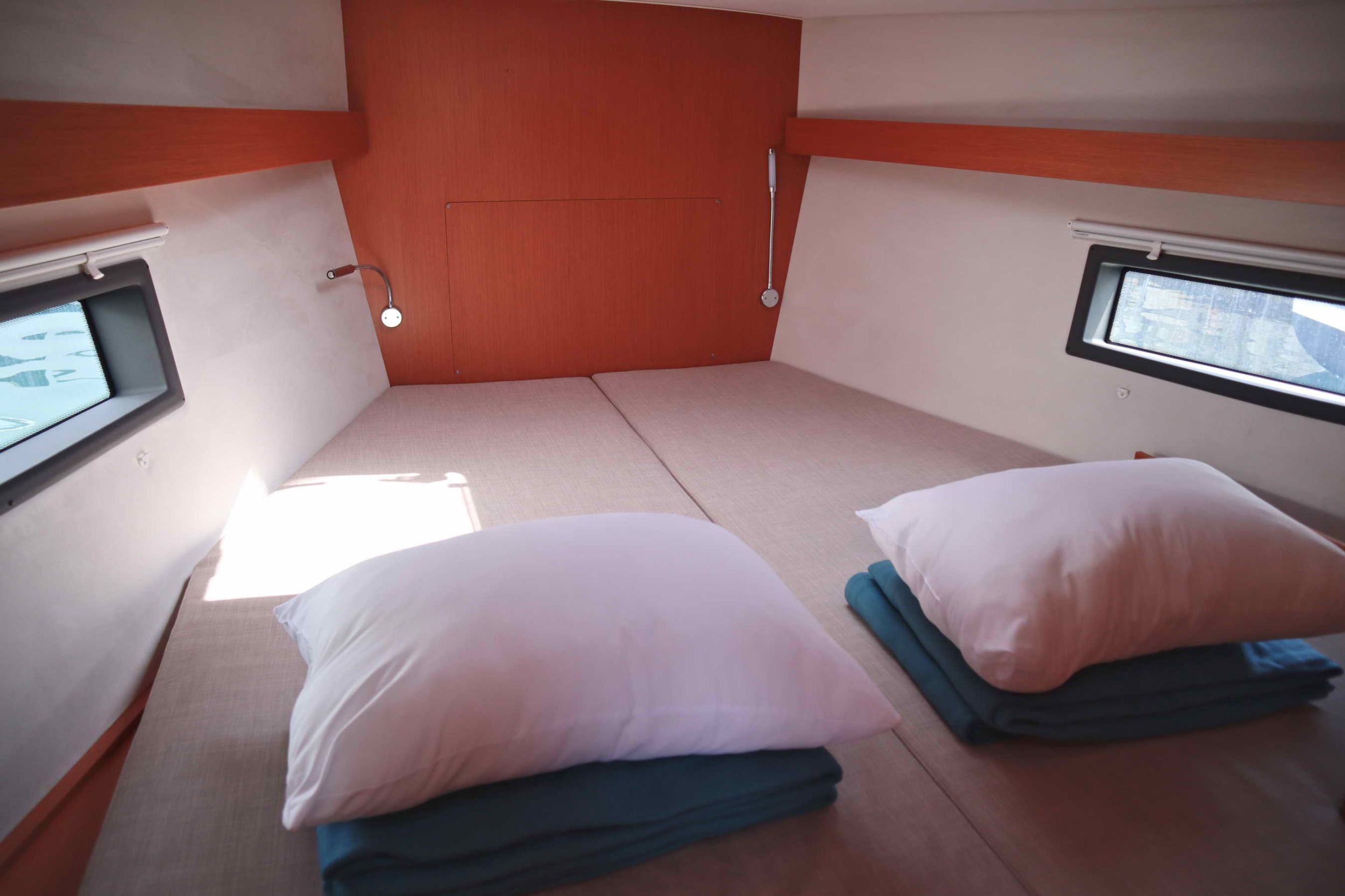 Bavaria C42 — photo 25