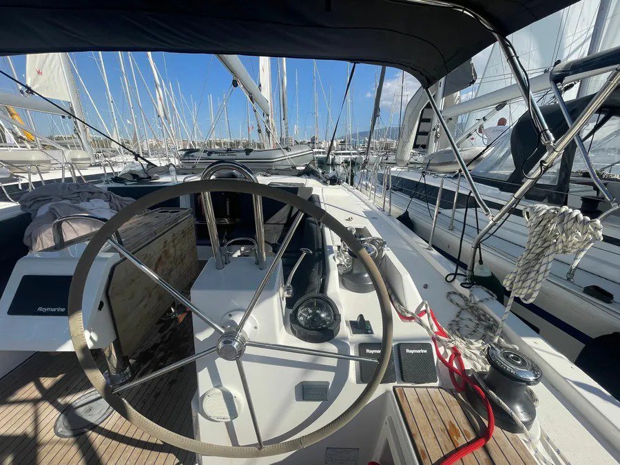 Bavaria C45 - 3 cab. — photo 6