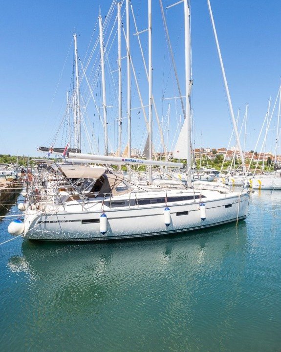 Bavaria Cruiser 37 - 2 cab. — photo 3