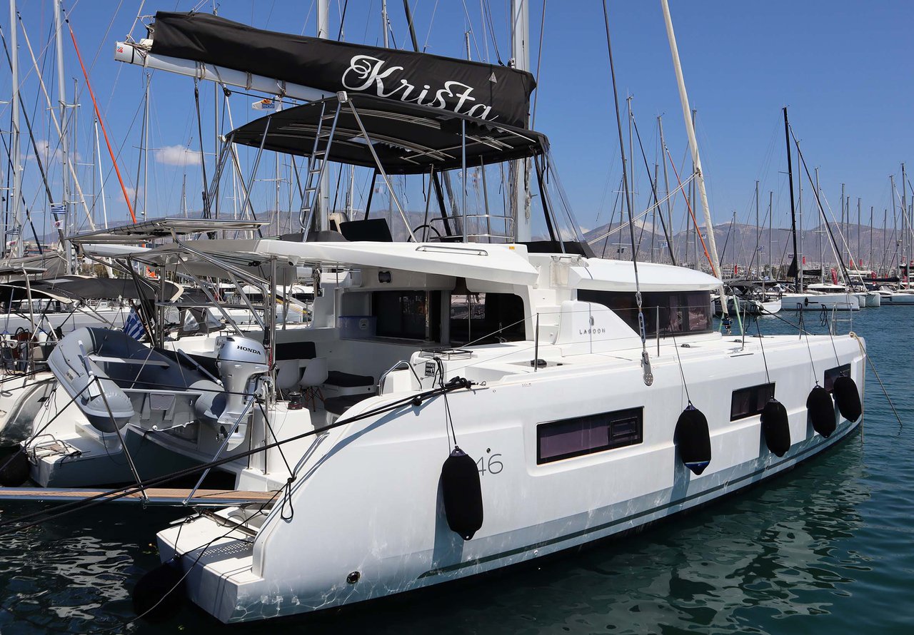 Lagoon 46 Fly — photo 3