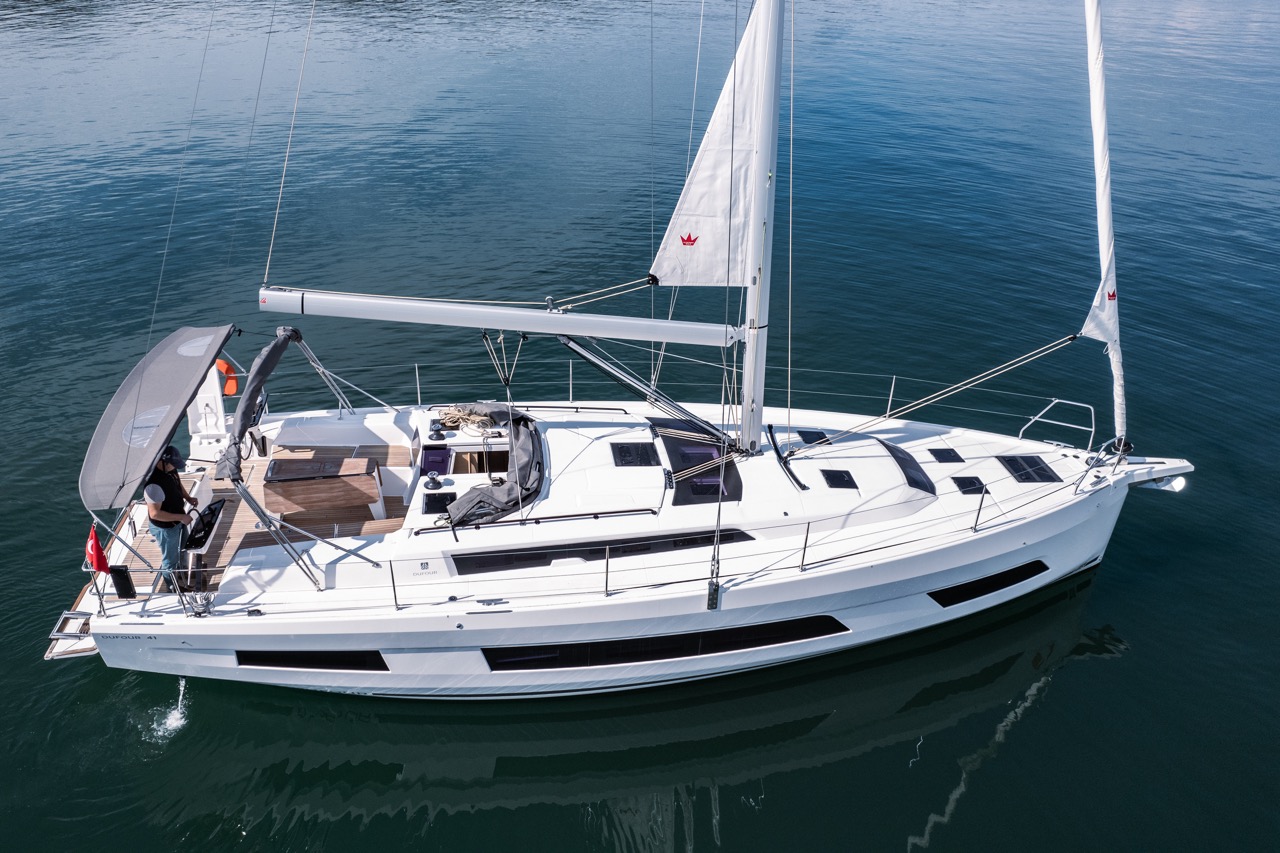 Dufour 41 - 3 cab. — photo 11