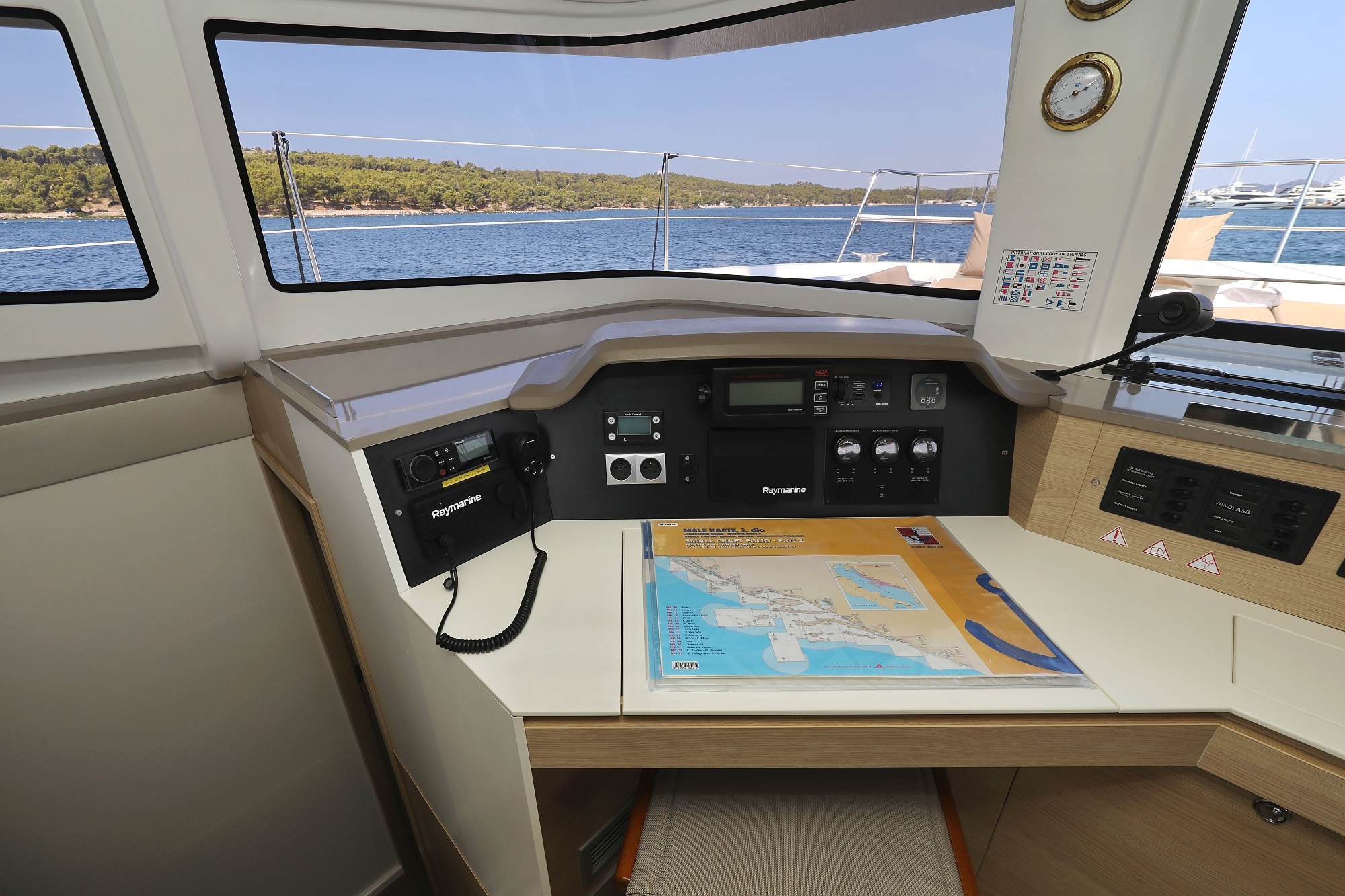 Bali 4.5 - 4 + 2 cab. — photo 15