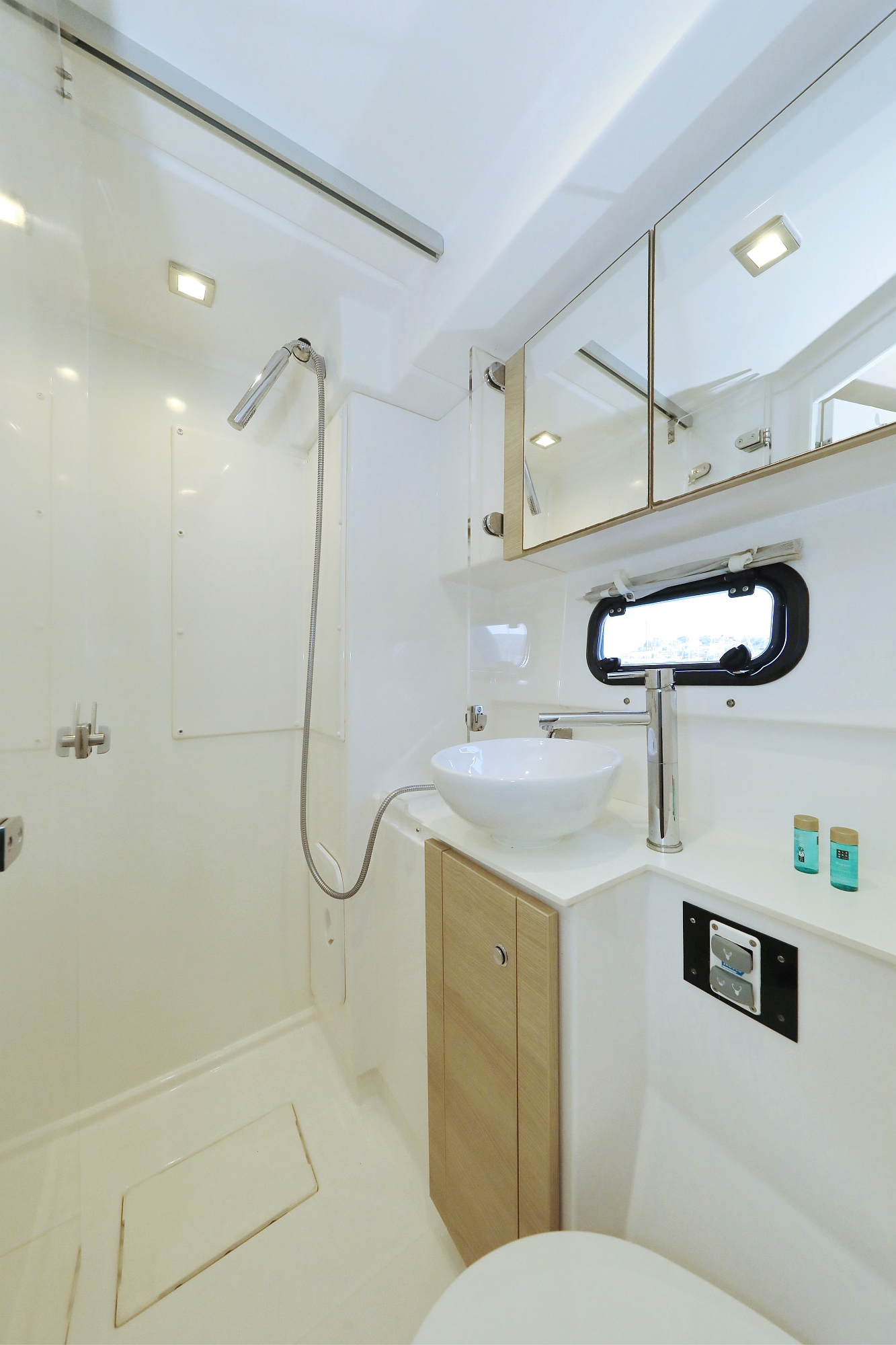 Bali 4.5 - 4 + 2 cab. — photo 24