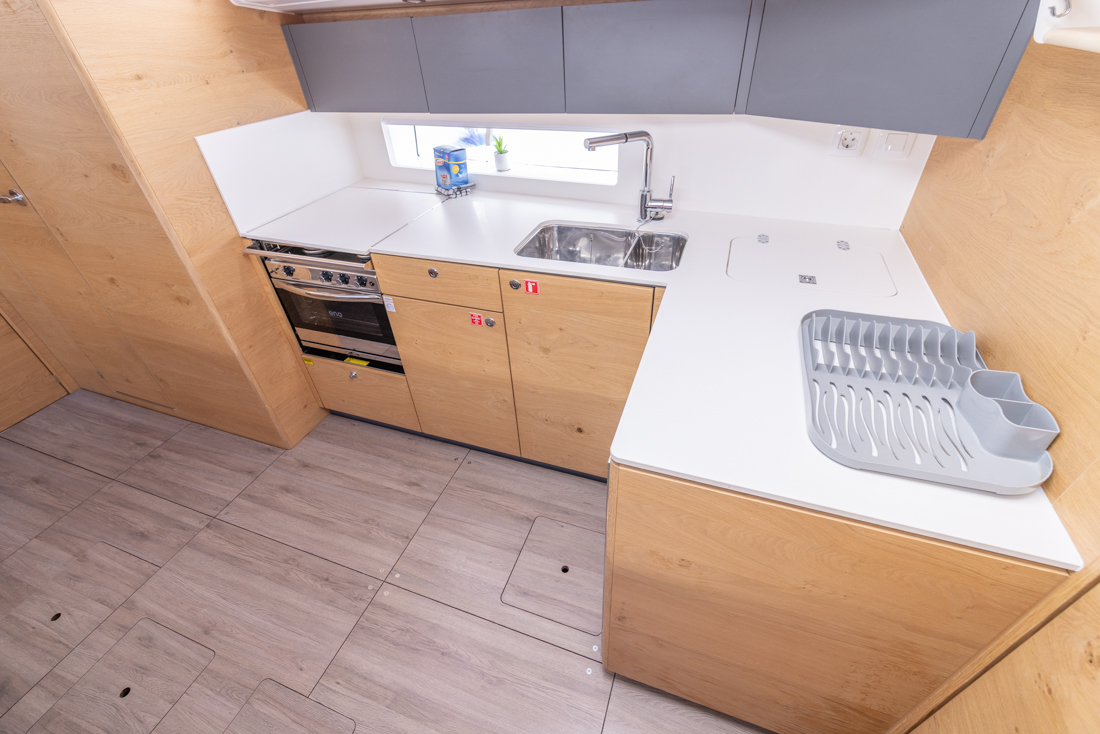 Elan Impression 45 - 3 cab. — photo 16