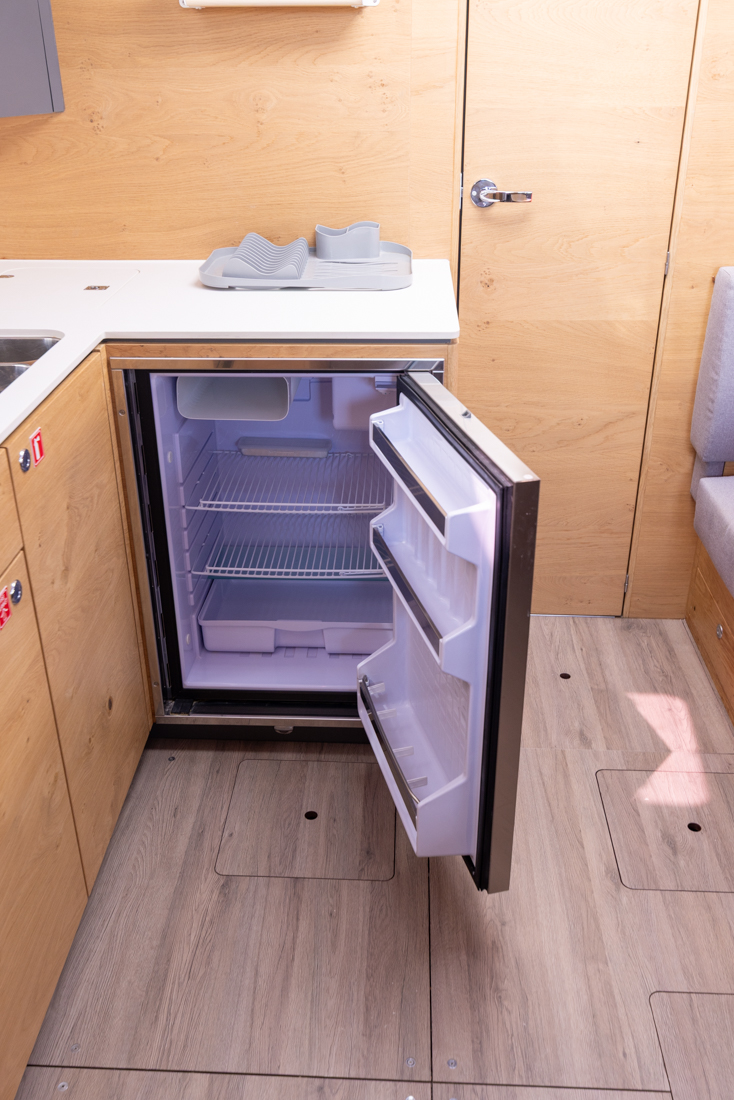 Elan Impression 45 - 3 cab. — photo 17