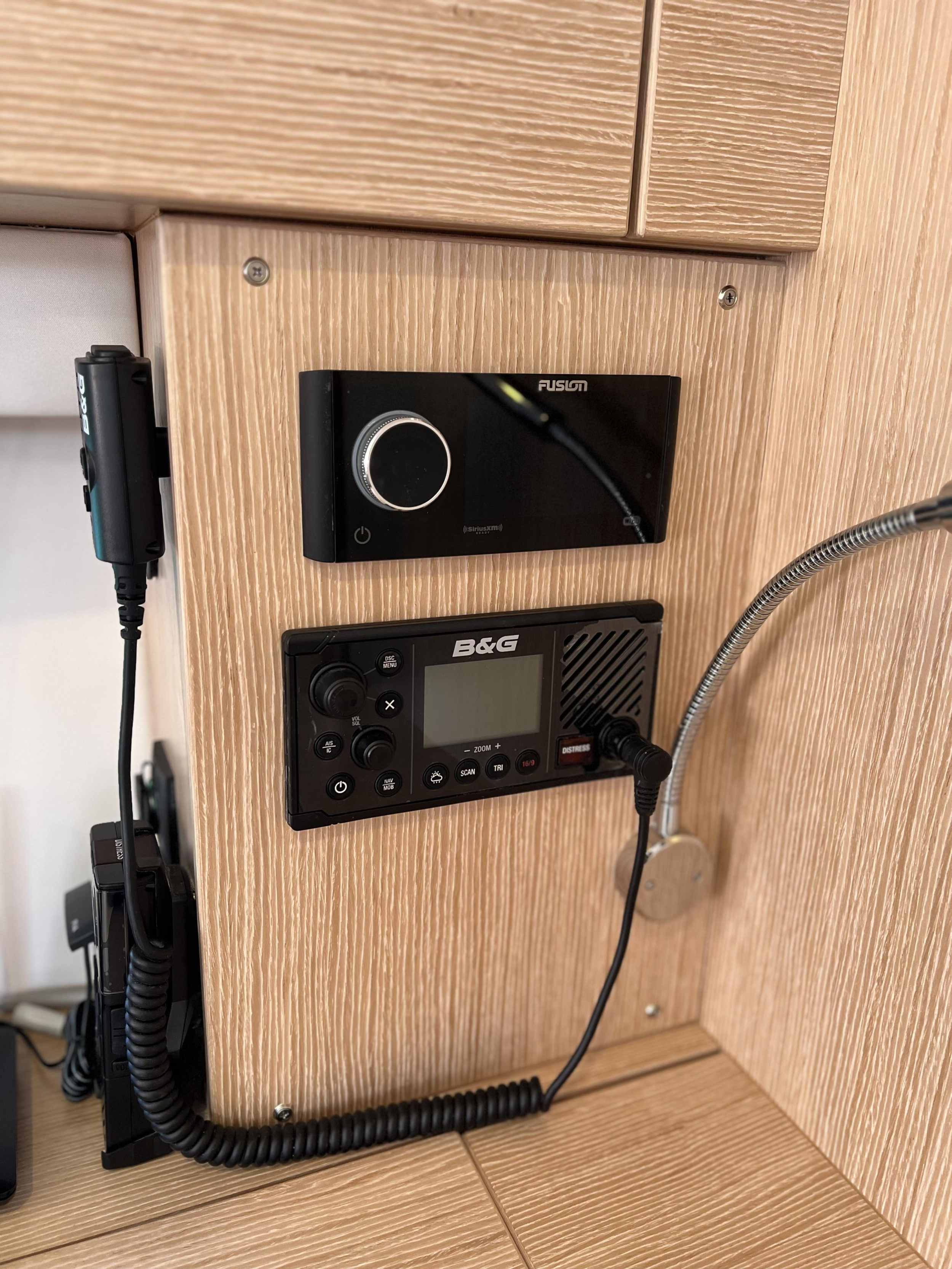 Bavaria C42 — photo 14