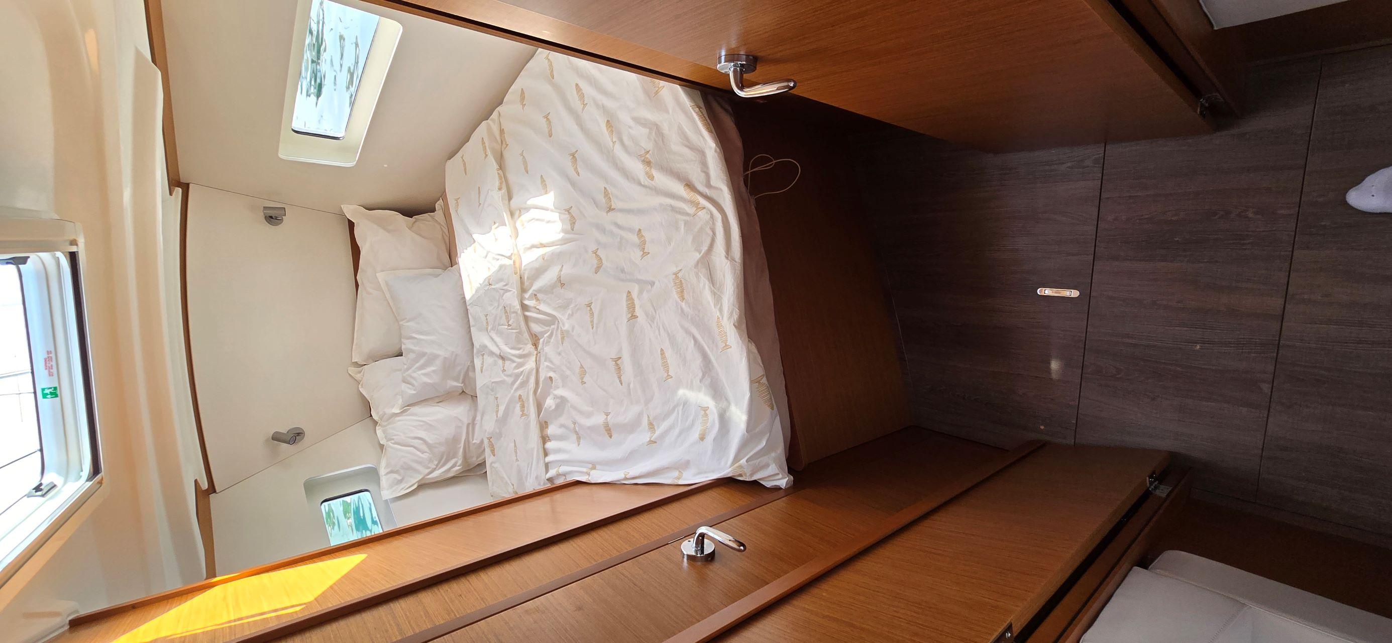 Sun Odyssey 380 - 3 cab. — photo 12
