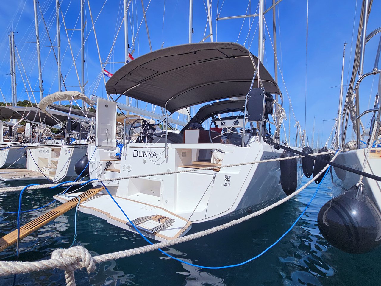 Dufour 41 - 3 cab. — photo 1