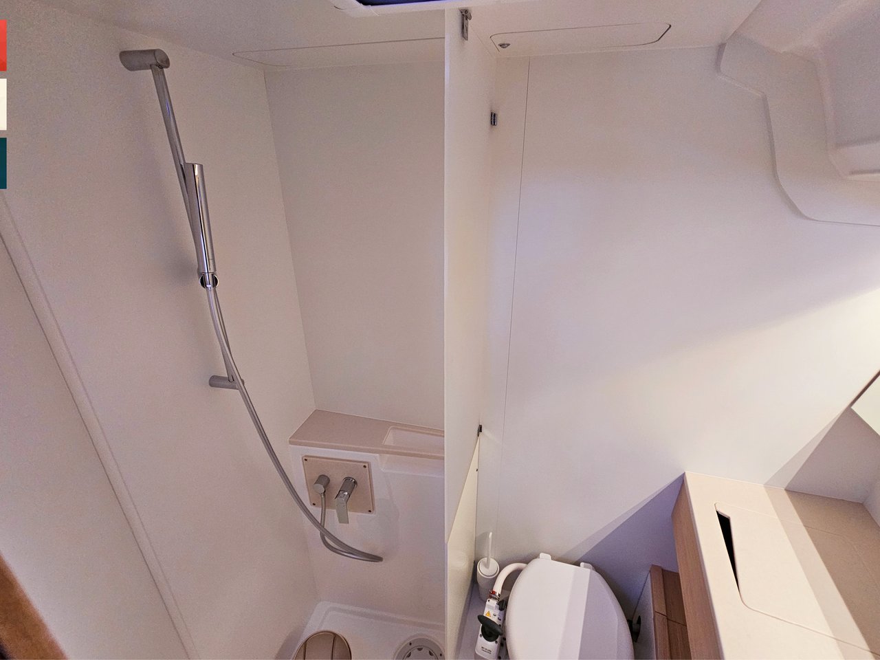 Dufour 41 - 3 cab. — photo 26