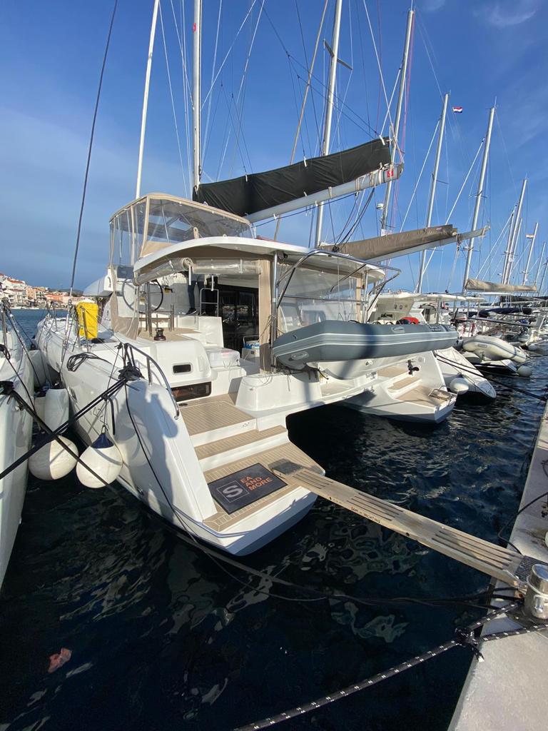 Lagoon 42 OW — photo 40