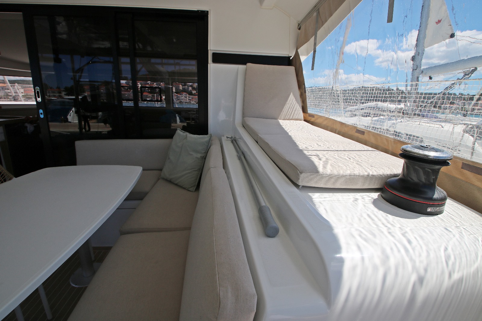 Lagoon 42 OW — photo 12