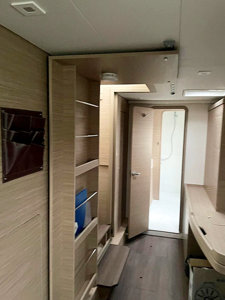 Lagoon 42 OW — photo 30