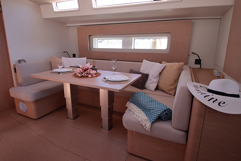 Oceanis Yacht 54 — photo 39