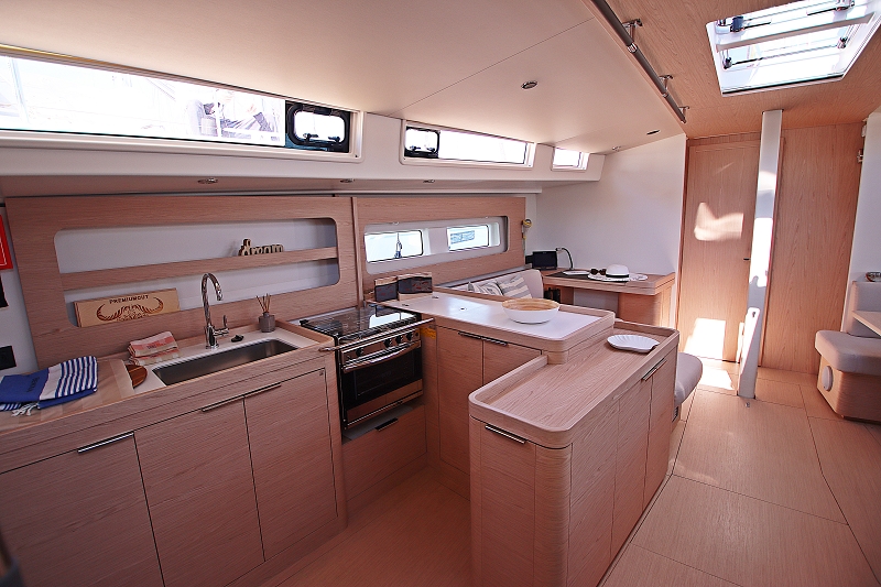 Oceanis Yacht 54 — photo 42