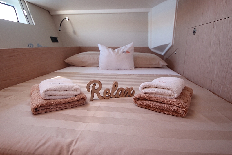 Oceanis Yacht 54 — photo 30